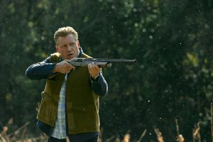 1 сезон 6 эпизод — «Сезон охоты» (Hunting Season)
