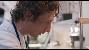 1 сезон 7 эпизод — «Рецензия» (Review)
