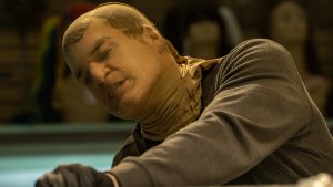 1 сезон 8 эпизод — «Комната где происходят убийства» (The Kill Room Where It Happens)